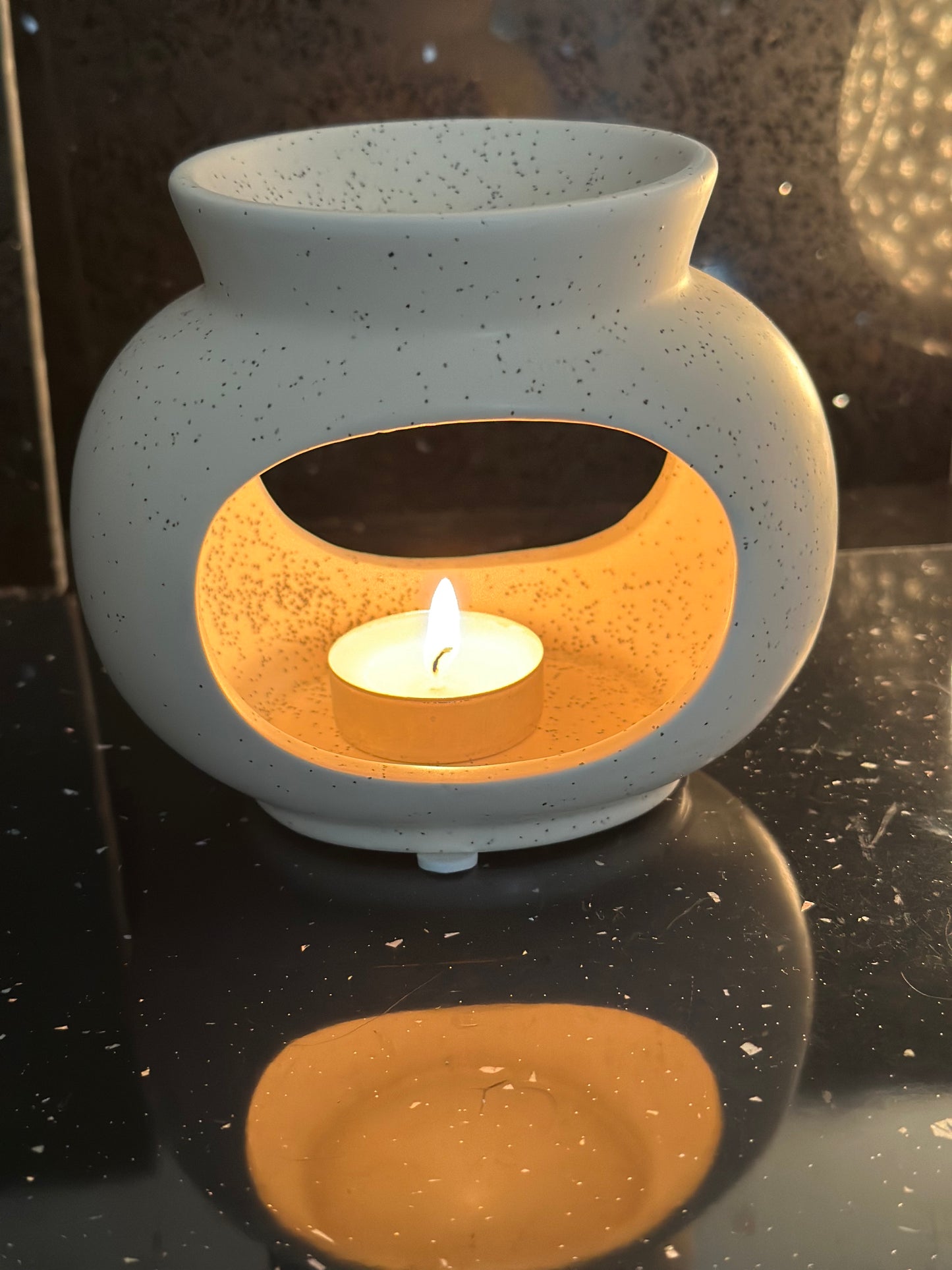 Tee light burners